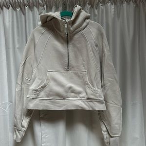 Lululemon scuba crop quarter zip hoodie in bone, size M/L only worn once